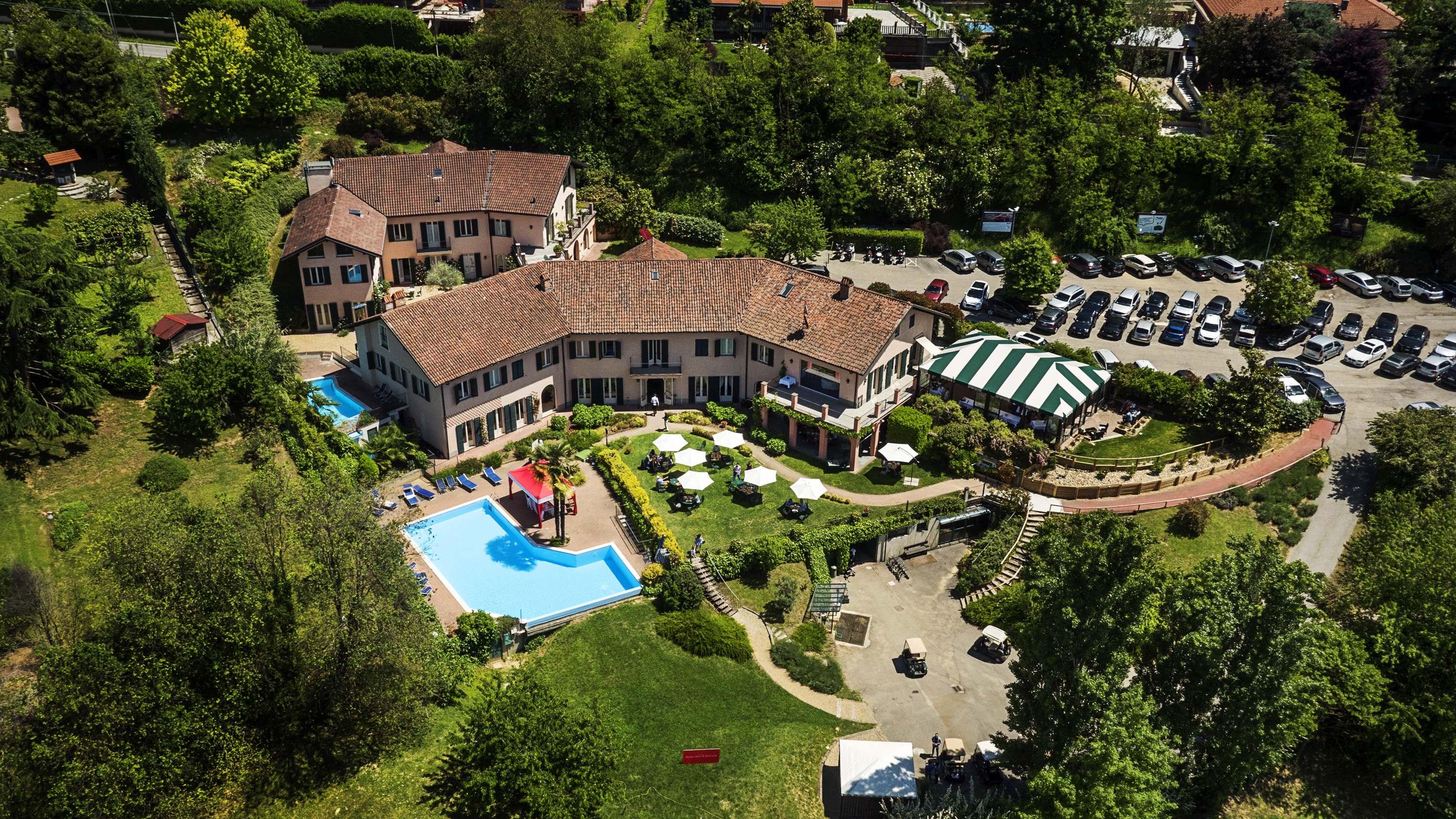 Hostellerie Du Golf Pecetto Exteriér fotografie