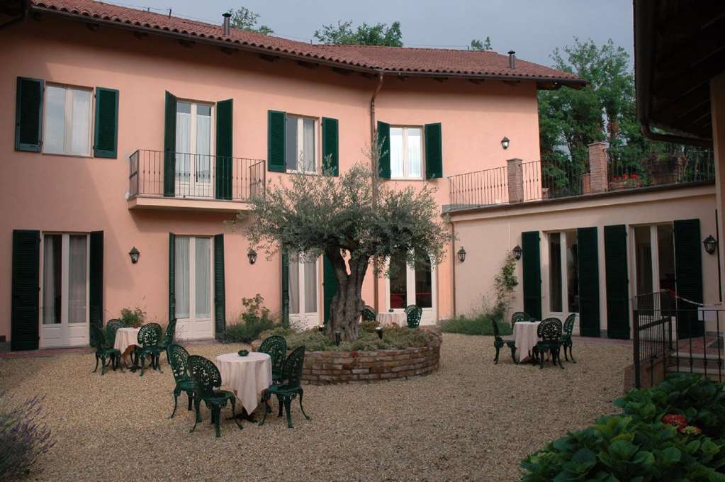 Hostellerie Du Golf Pecetto Exteriér fotografie