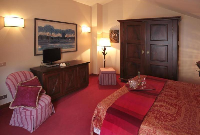 Hostellerie Du Golf Pecetto Exteriér fotografie